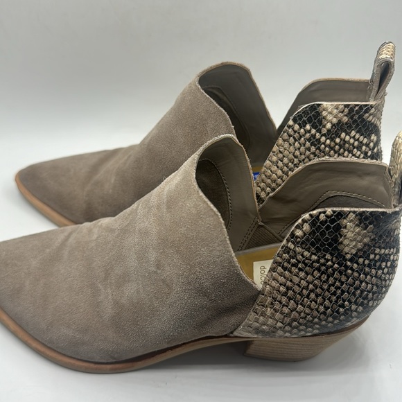Dolce Vita Booties Snakeskin - Picture 4 of 10